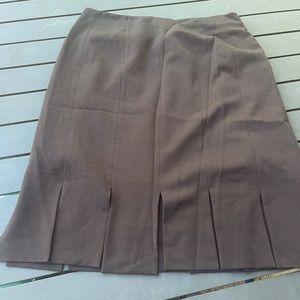Lined brown skirt, size 8